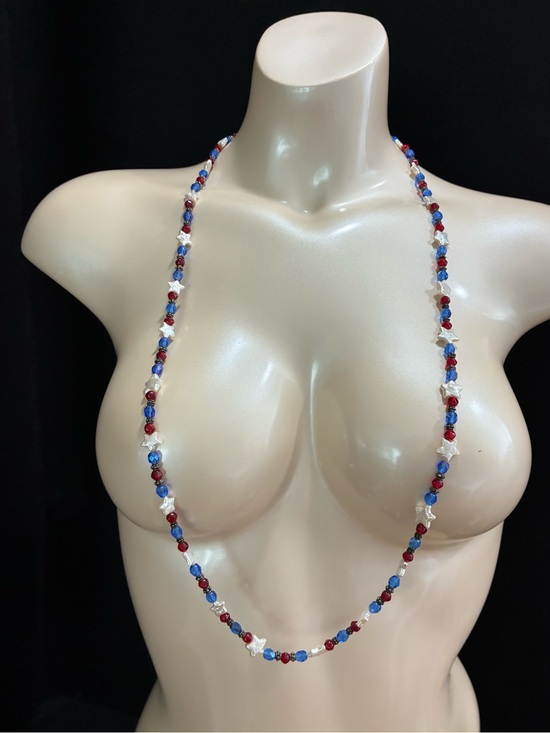 Jewelry - Handmade RD WH BL Austrian Crystal Beaded Star Shaped Baroque Pearl Necklace EUC